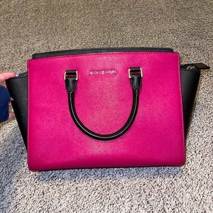 Michael Kors Pink Purse